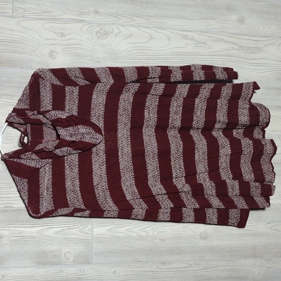 Open Front Hoodie/Sweater - Picture 6 of 14